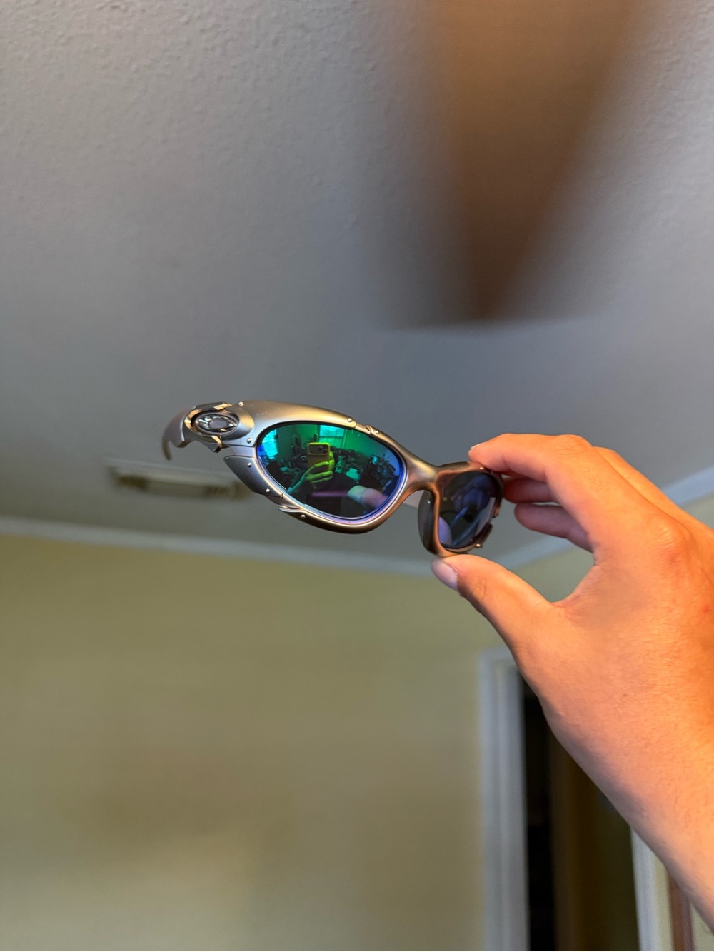 Men's Metallic Gray Sunglasses with Green Mirrored Lenses Oakley Oakleys
